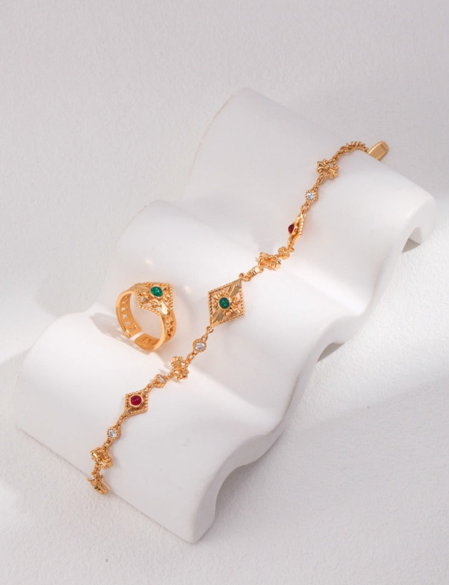 Lavish Vintage Palace Style Charm Bracelet
