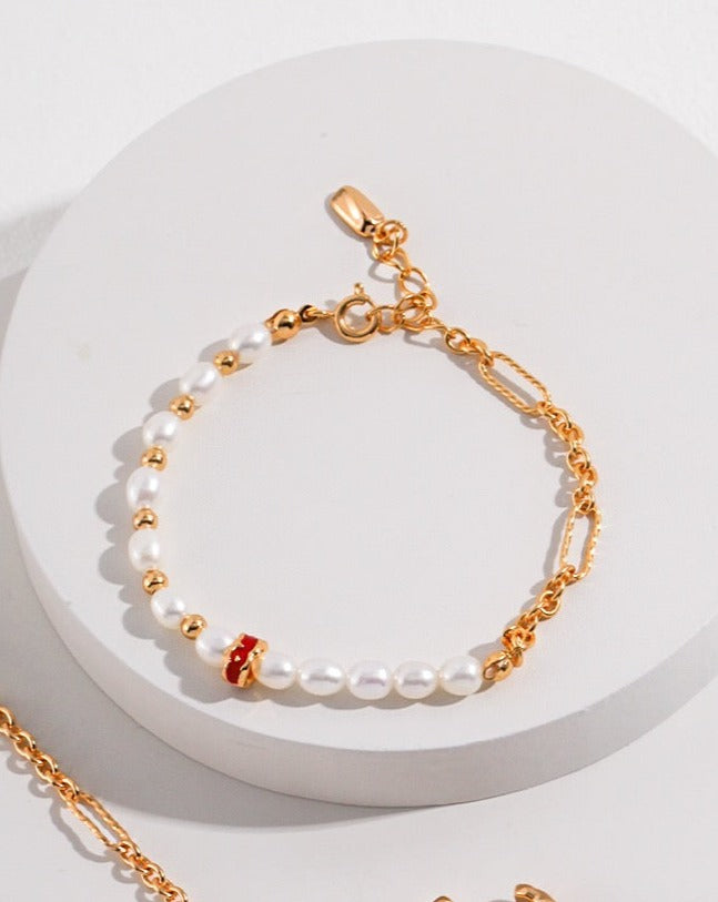 Dainty Gold & Pearl Bracelet