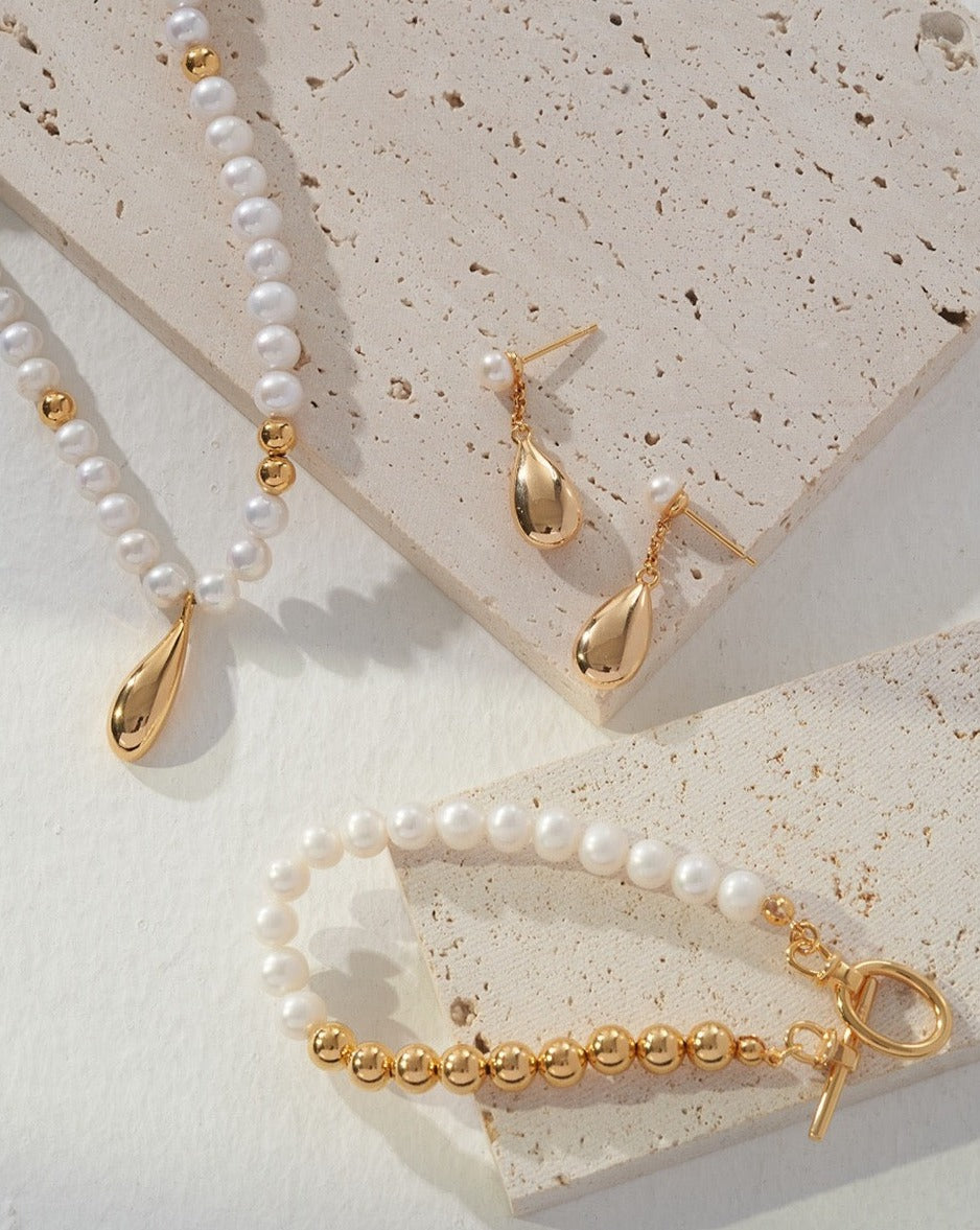 Pearl Drop Earrings
