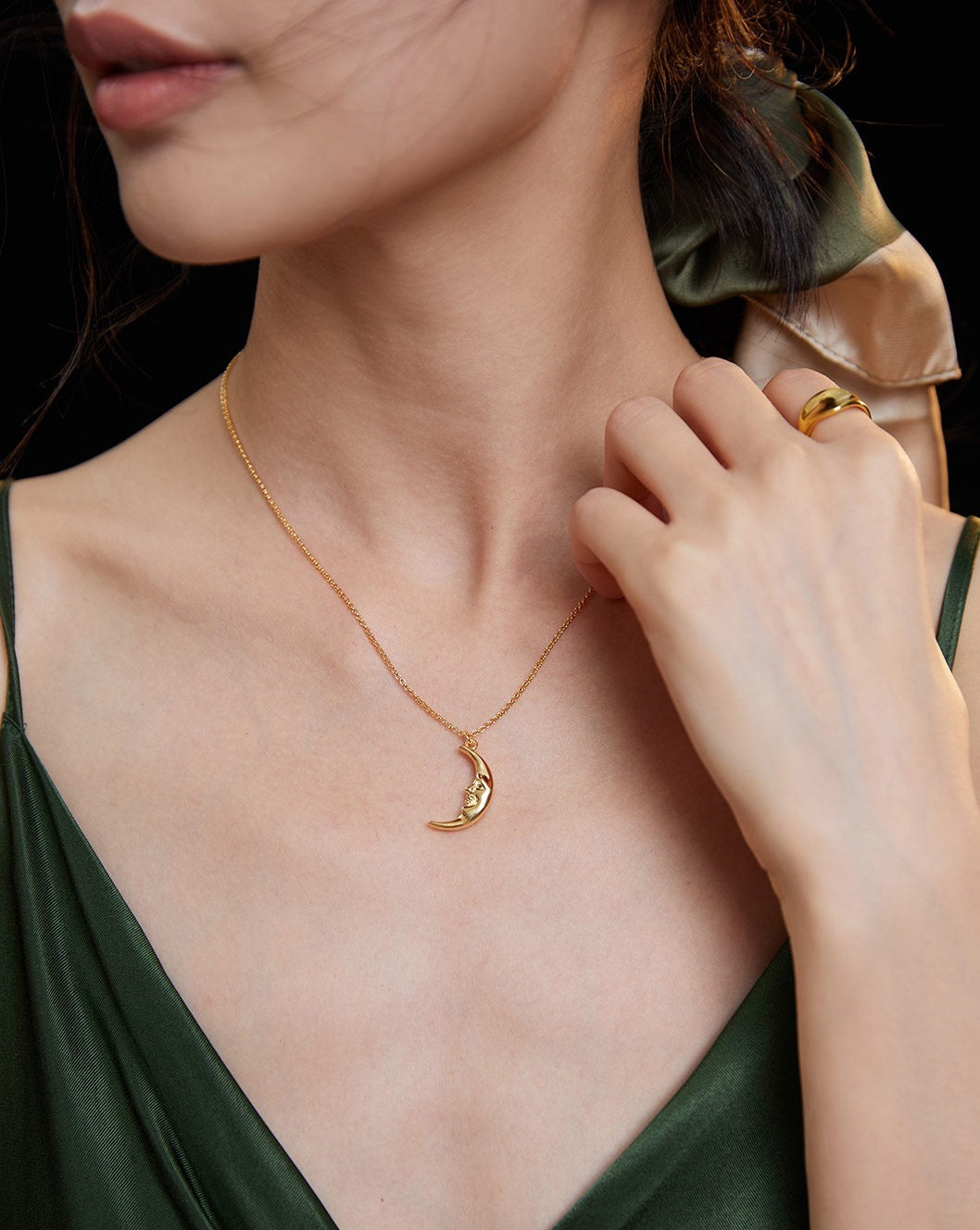 Moon Pendant Necklace