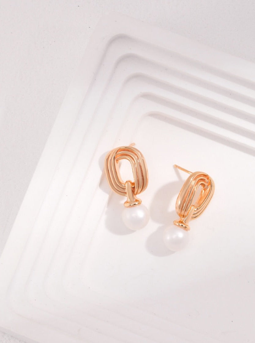 The Loop Pearl Dangle Earrings